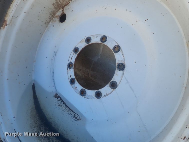 image for item GN9182 1984 Ford TW25  MFWD tractor