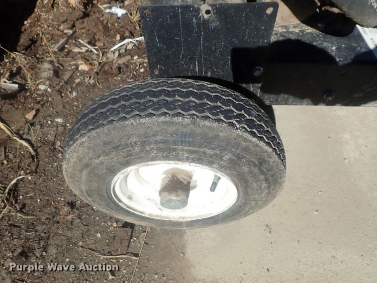 image for item GN9183 Swisher log splitter