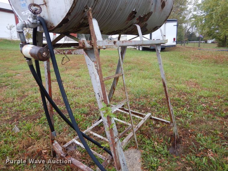 image for item GR9966 300 gallon fuel tank