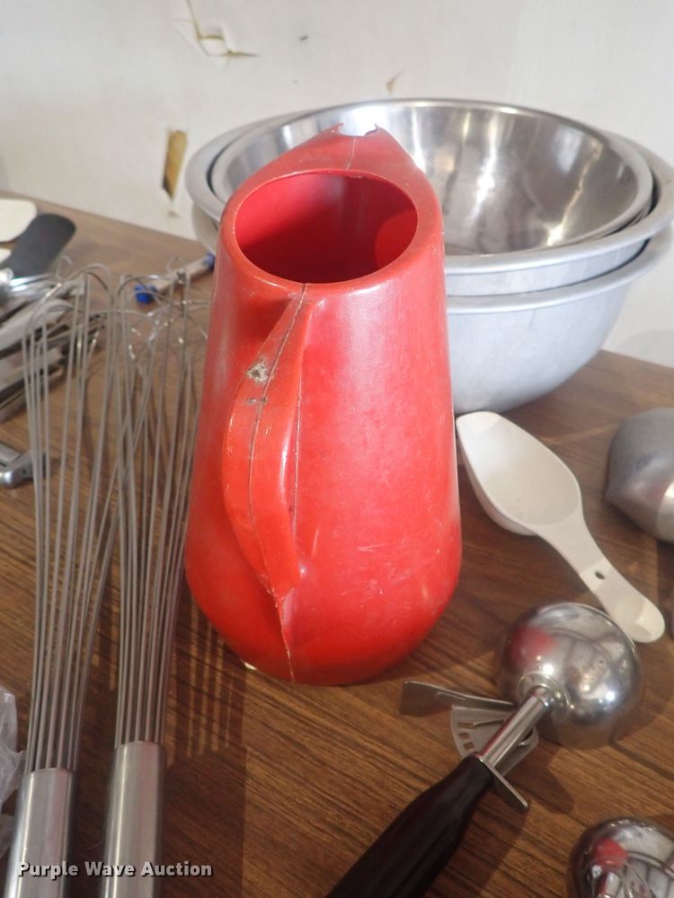 image for item GX9614 Restaurant equipment and supplies