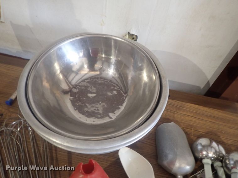 image for item GX9614 Restaurant equipment and supplies