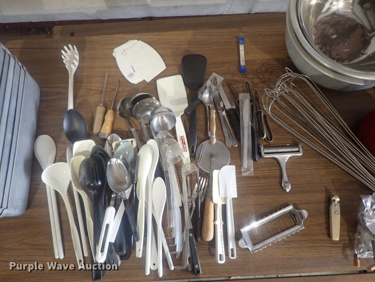 image for item GX9614 Restaurant equipment and supplies