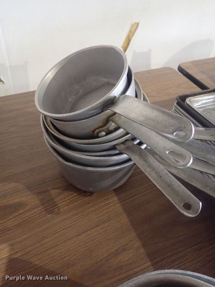 image for item GX9614 Restaurant equipment and supplies