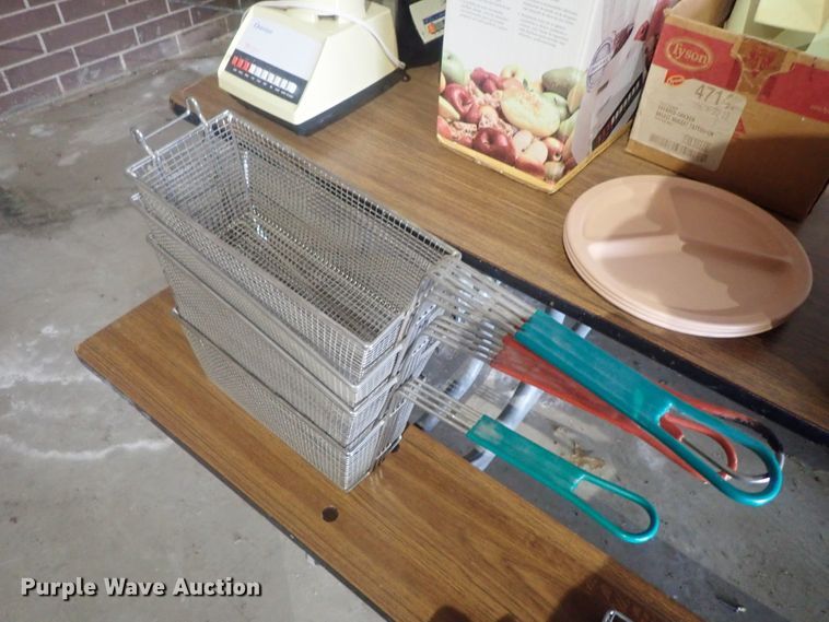 image for item GX9614 Restaurant equipment and supplies