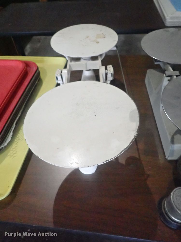 image for item GX9614 Restaurant equipment and supplies