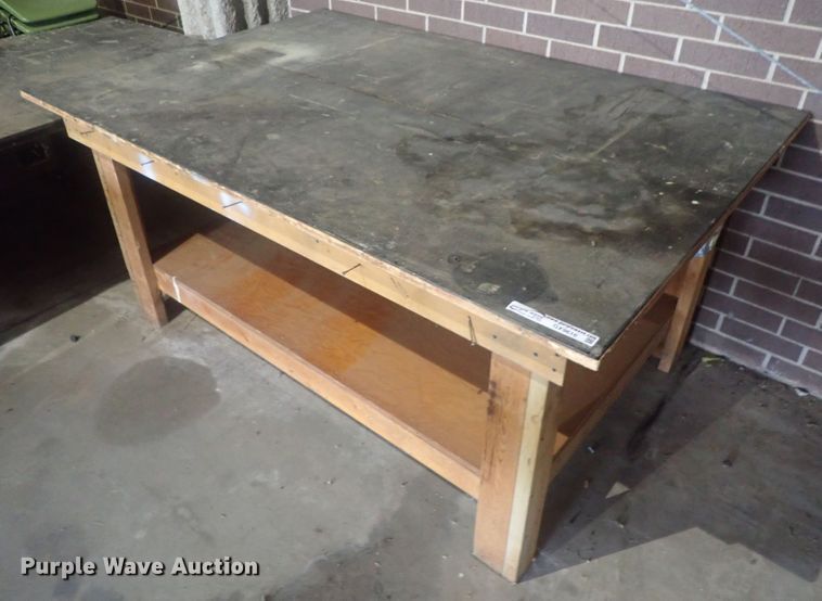 image for item GX9616 Shop table