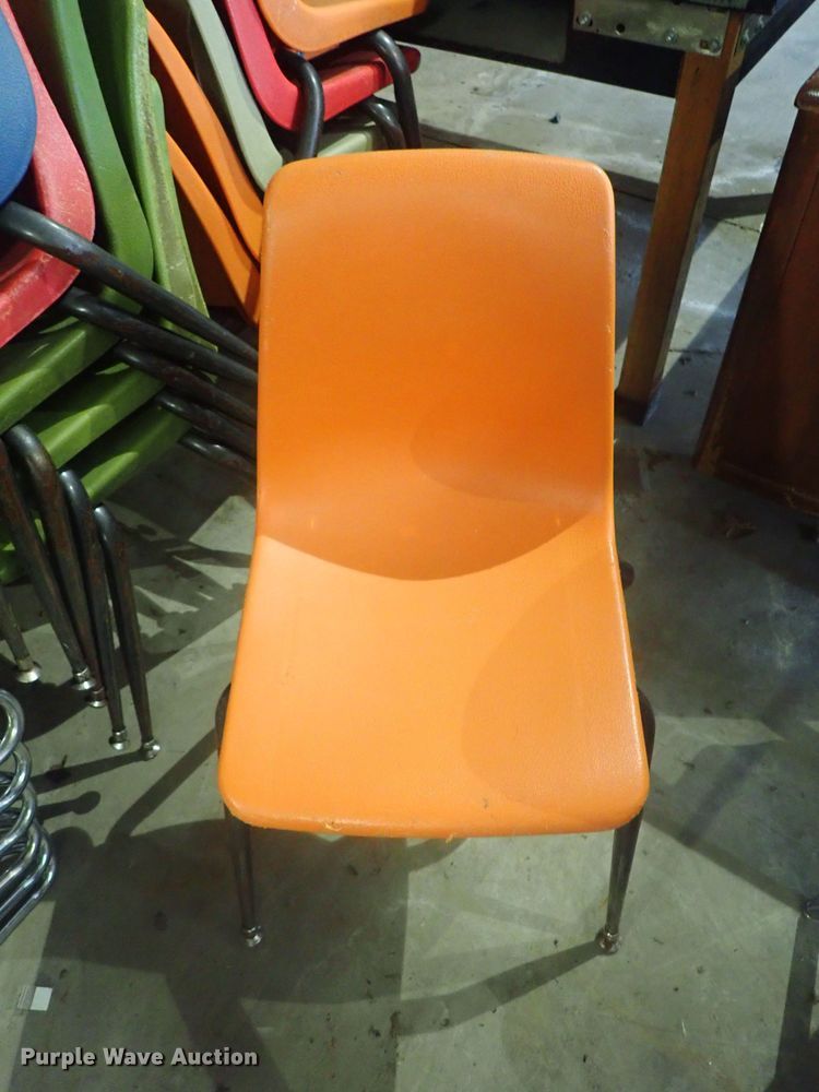 image for item GX9619 Approximately 80 chairs