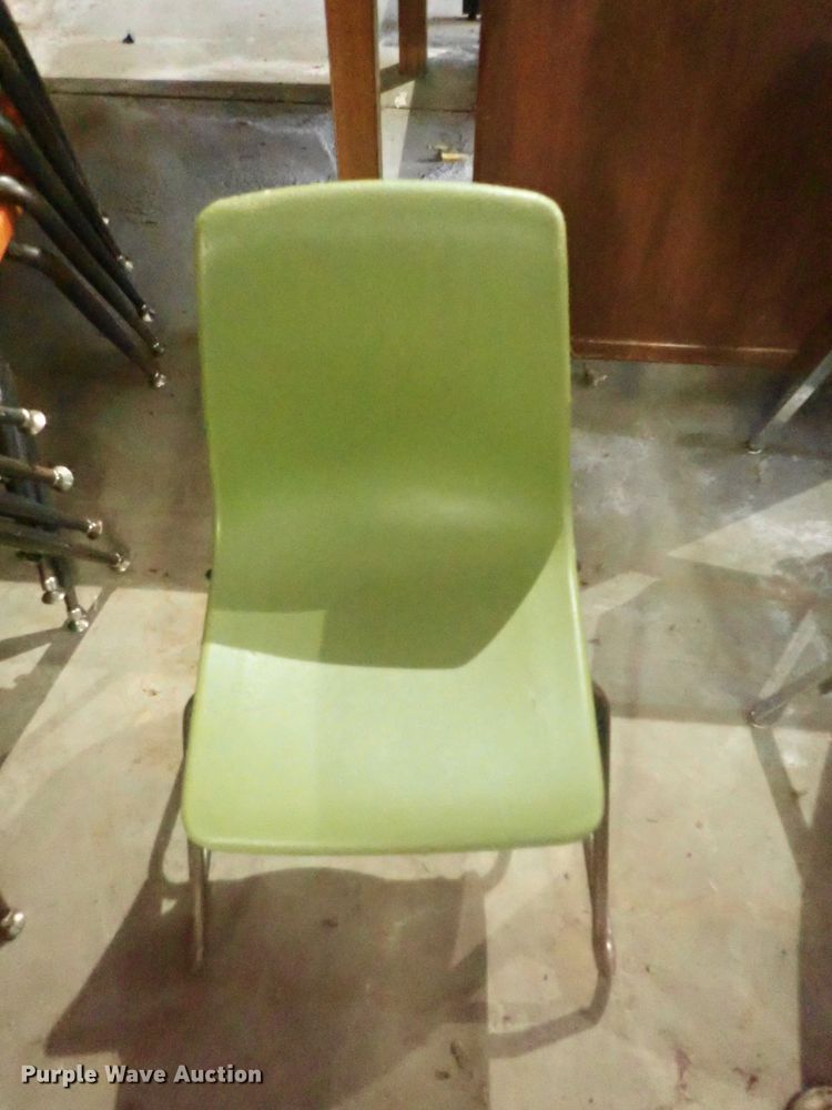 image for item GX9619 Approximately 80 chairs