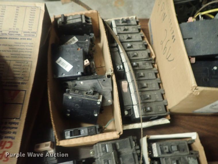 image for item GX9622 Electrical supplies and parts