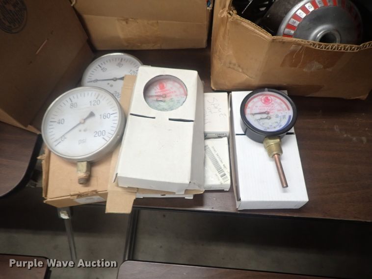 image for item GX9622 Electrical supplies and parts