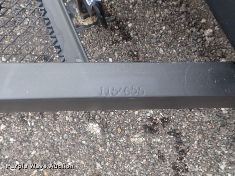 image for item GX9627 2011 PJ utility trailer