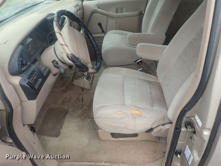 image for item GX9628 1997 Ford Aerostar  van