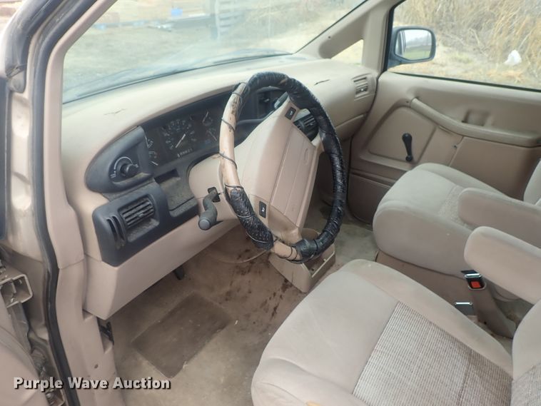 image for item GX9628 1997 Ford Aerostar  van