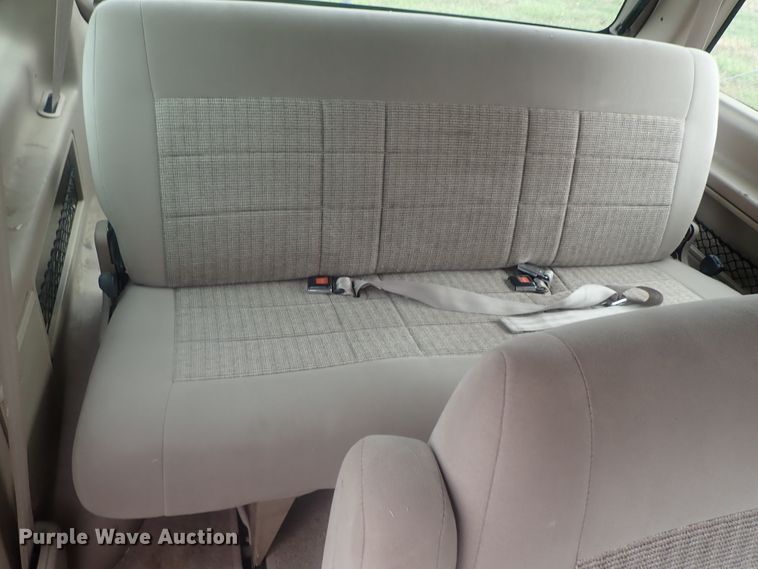 image for item GX9628 1997 Ford Aerostar  van