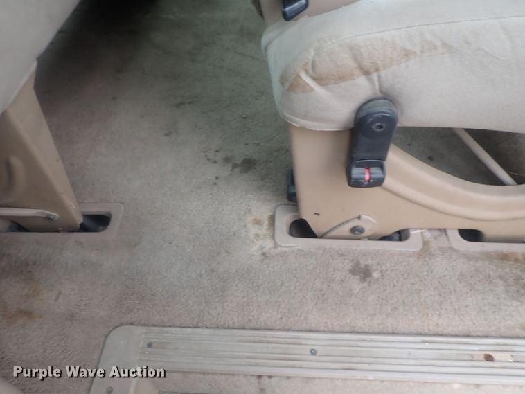 image for item GX9628 1997 Ford Aerostar  van