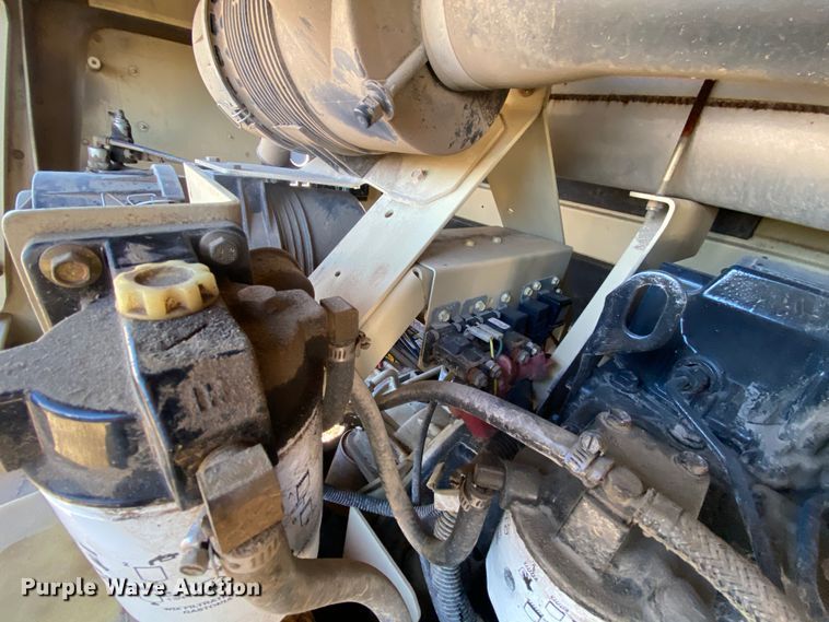 image for item HA9684 2004 Ingersoll Rand P185WIR  air compressor