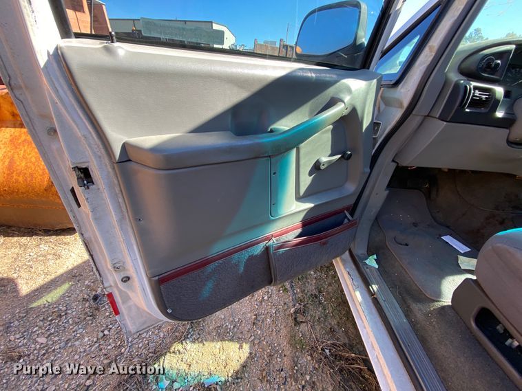 image for item HA9691 1997 Ford Aerostar  van