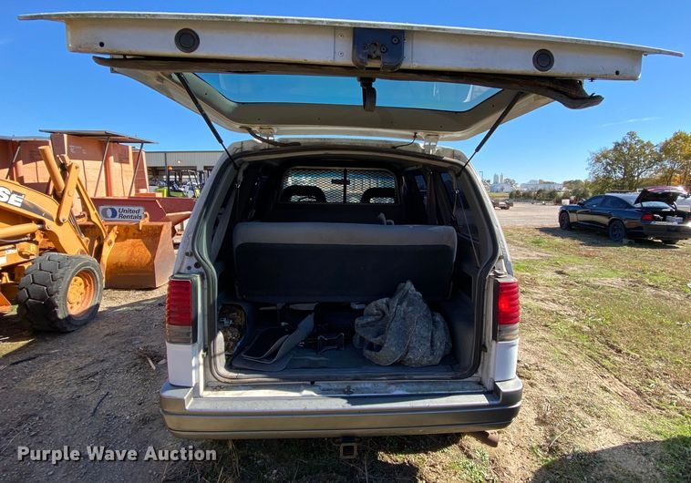 image for item HA9691 1997 Ford Aerostar  van