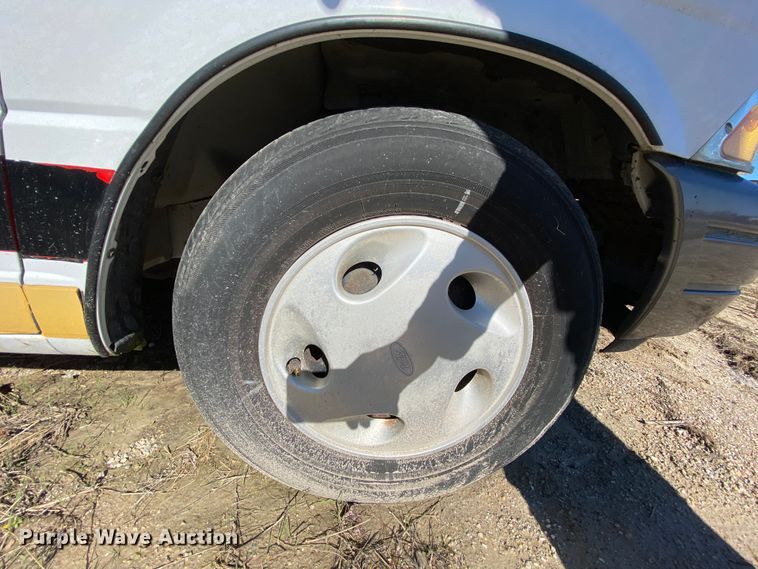 image for item HA9691 1997 Ford Aerostar  van