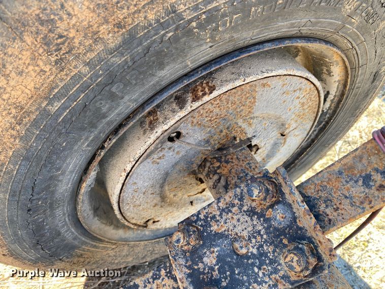 image for item HA9693 (2) axles