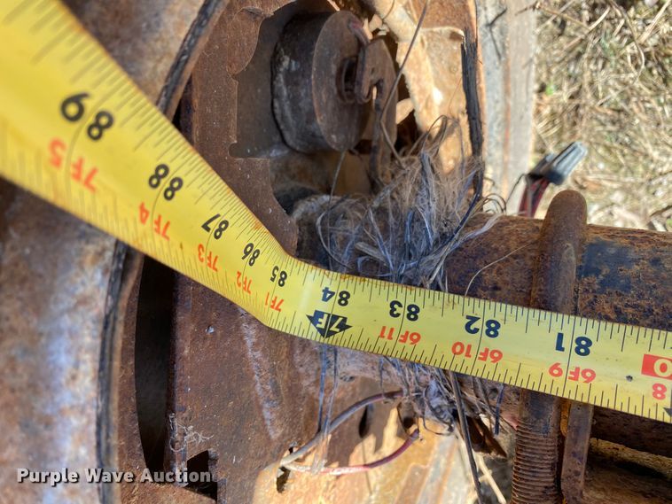 image for item HA9693 (2) axles