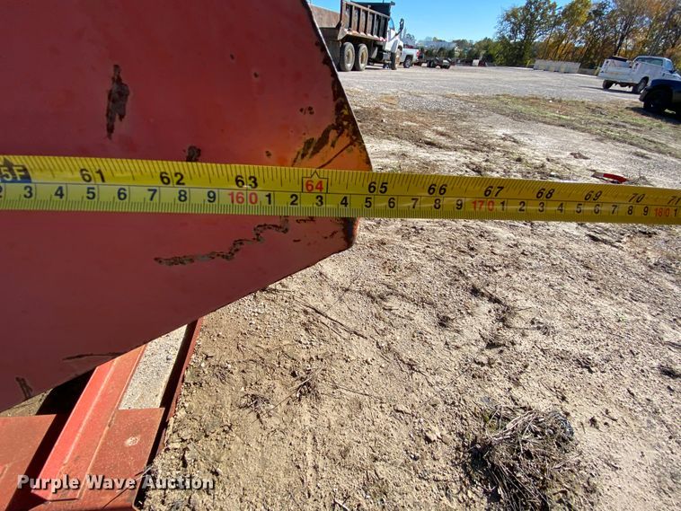 image for item HA9694 Self-dumping hopper