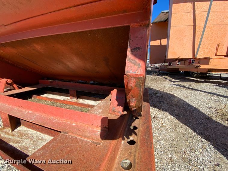 image for item HA9694 Self-dumping hopper