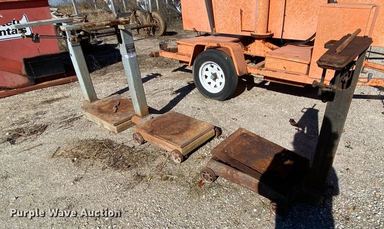 image for item HA9695 (3) Fairbanks scales