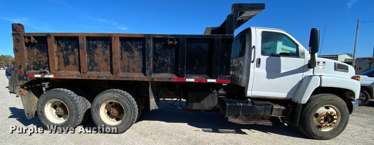 image for item HA9699 2006 Chevrolet C8500 dump truck