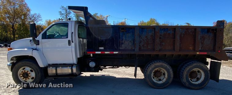 image for item HA9699 2006 Chevrolet C8500 dump truck
