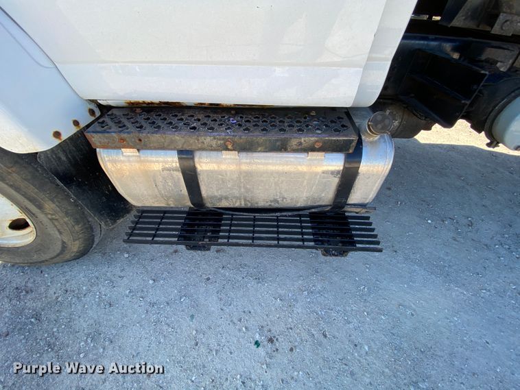 image for item HA9699 2006 Chevrolet C8500 dump truck