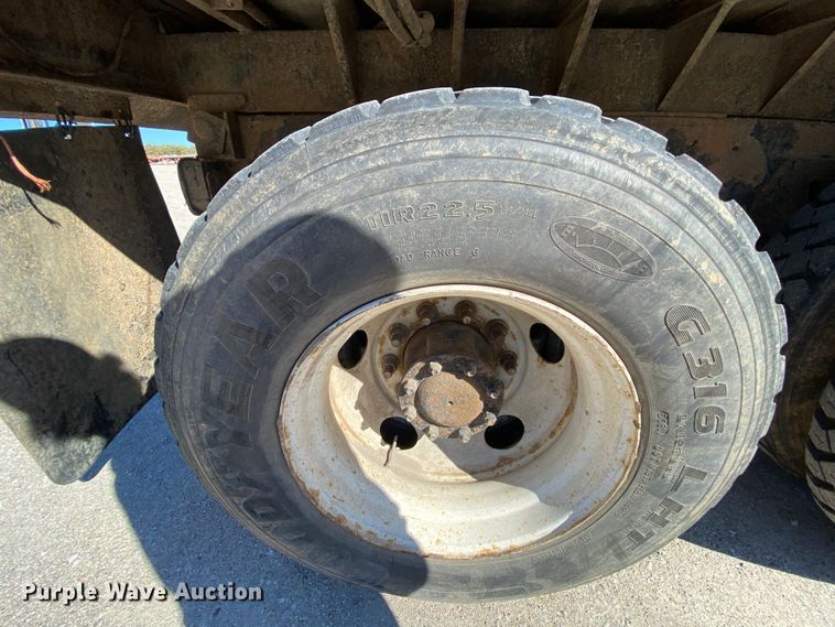 image for item HA9699 2006 Chevrolet C8500 dump truck