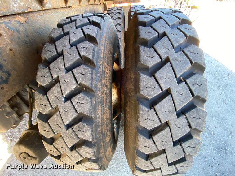 image for item HA9699 2006 Chevrolet C8500 dump truck