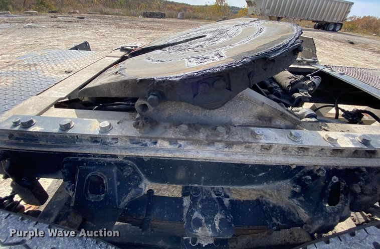 image for item HA9719 2000 Volvo WG  semi truck