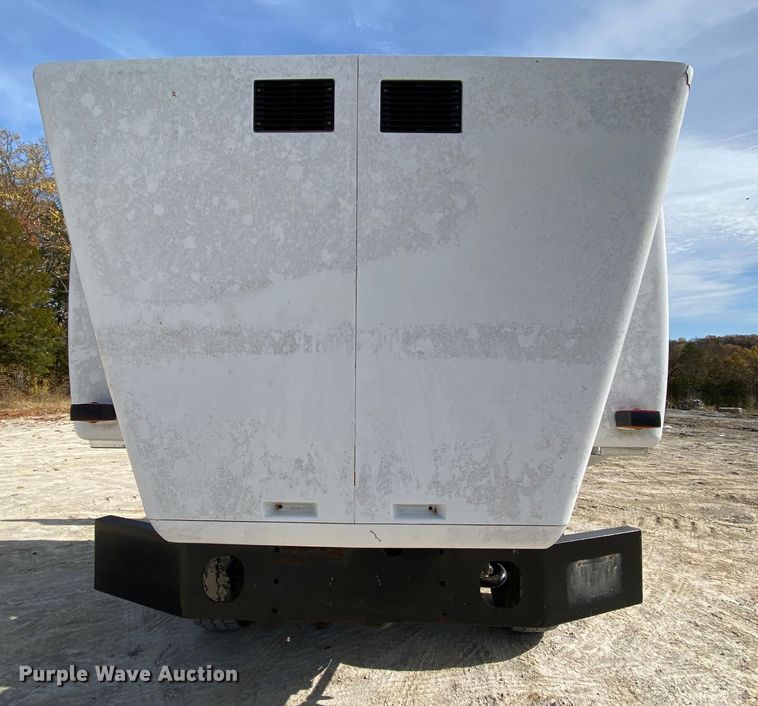 image for item HA9719 2000 Volvo WG  semi truck