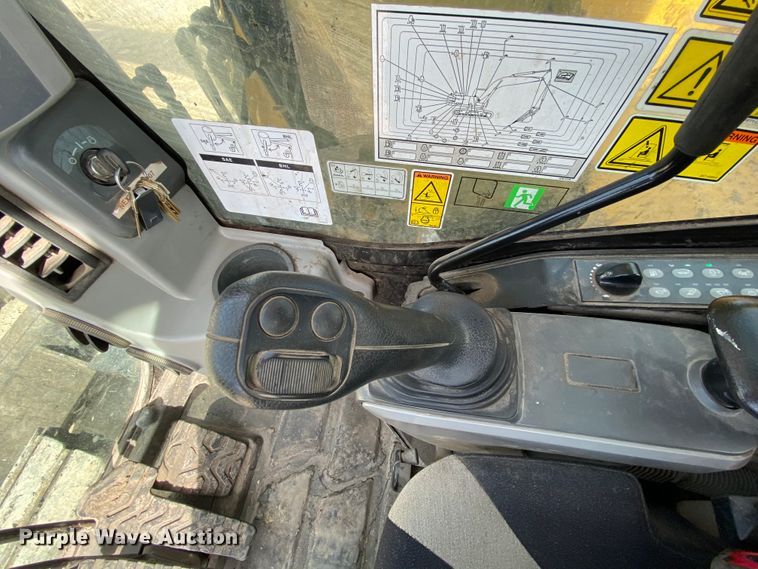 image for item HA9721 2017 Caterpillar 315F LCR  excavator