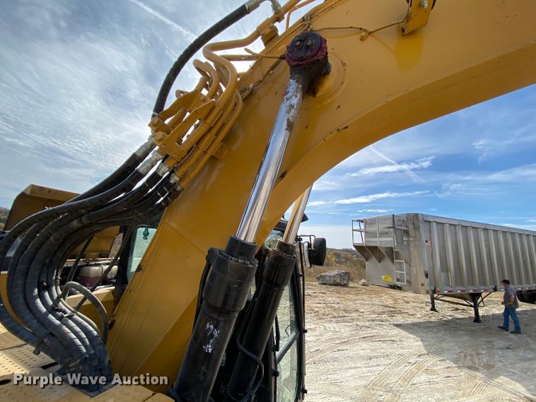 image for item HA9721 2017 Caterpillar 315F LCR  excavator