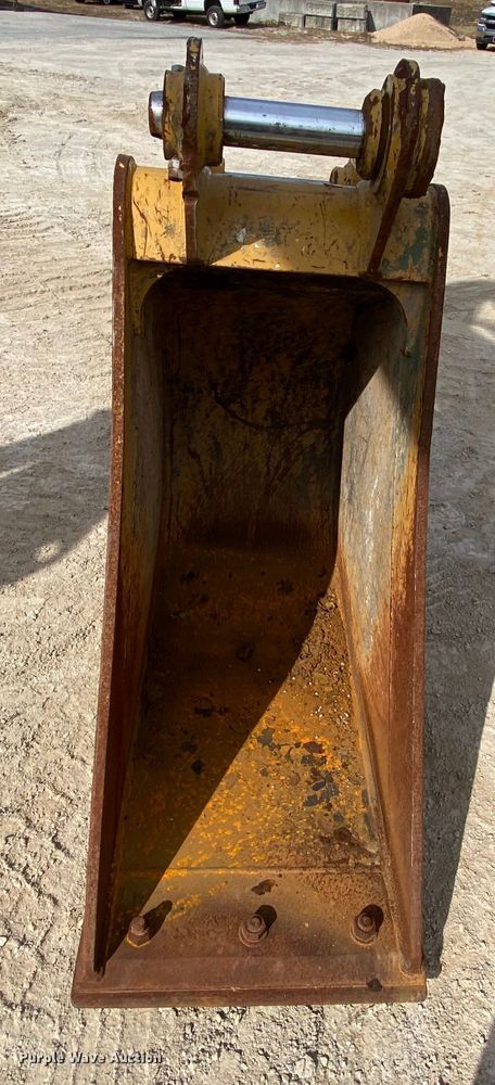 image for item HA9721 2017 Caterpillar 315F LCR  excavator