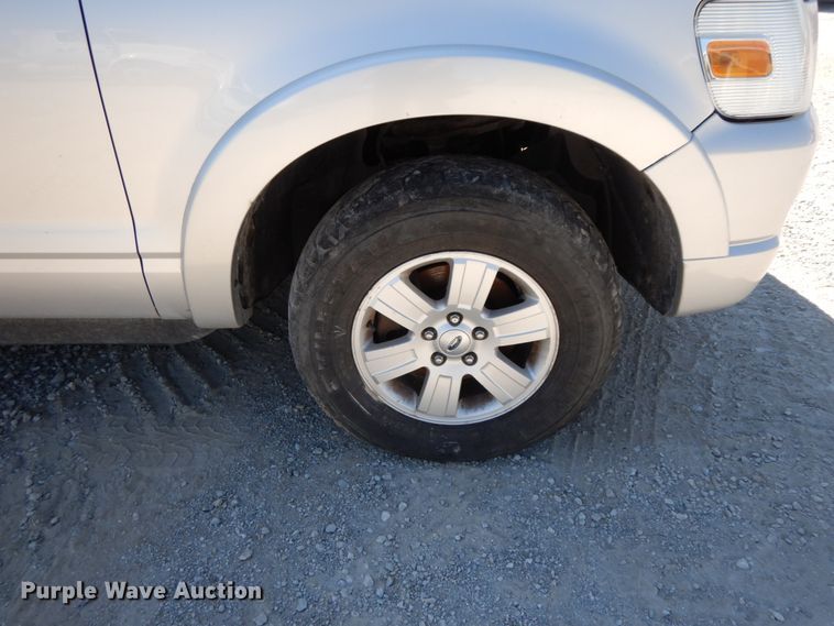 image for item HJ9577 2010 Ford Explorer XLT  SUV