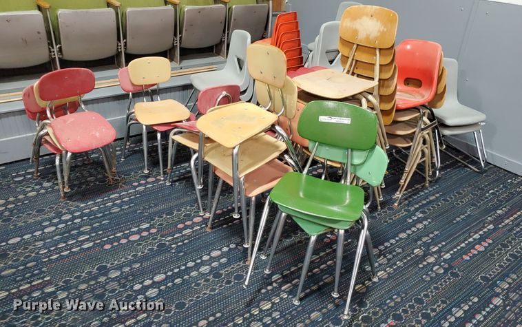image for item HO9543 Approximately 50 chairs