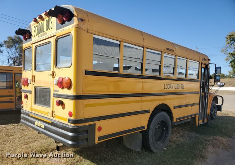 image for item HO9749 1996 International 3800 AmTran  school bus