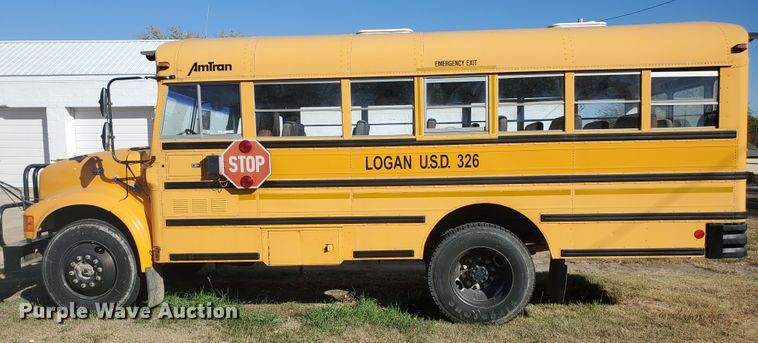 image for item HO9749 1996 International 3800 AmTran  school bus