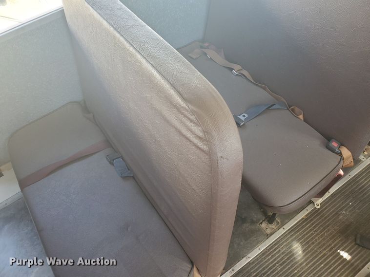 image for item HO9749 1996 International 3800 AmTran  school bus