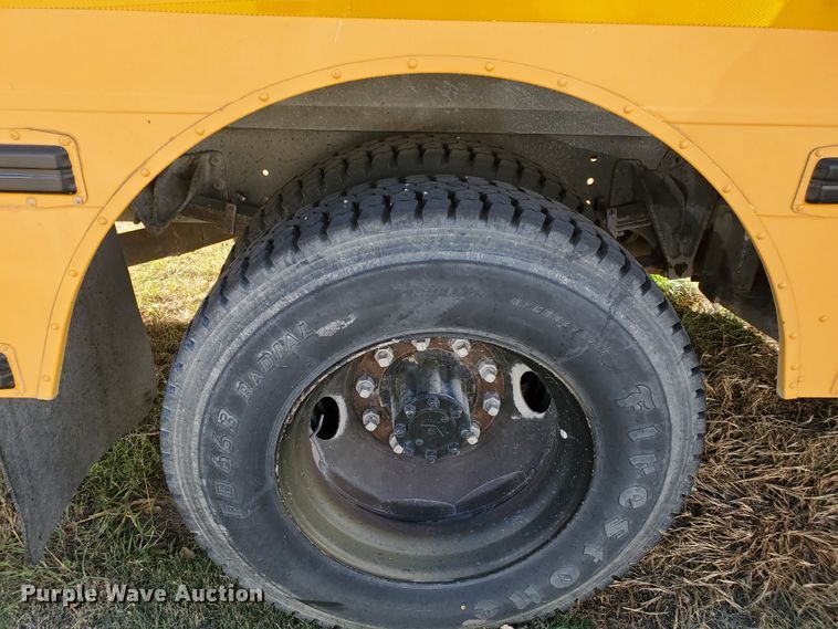 image for item HO9749 1996 International 3800 AmTran  school bus