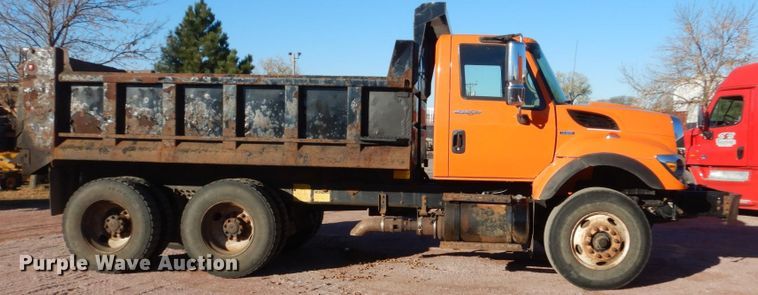 image for item HS9447 2008 International WorkStar 7400  dump truck
