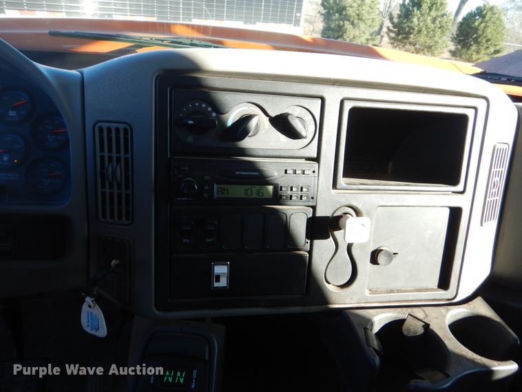 image for item HS9447 2008 International WorkStar 7400  dump truck