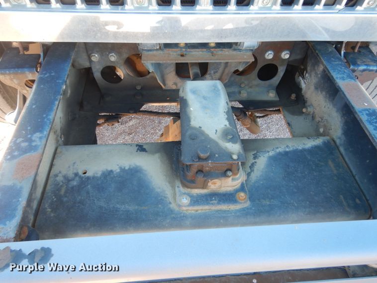 image for item HS9448 2005 International 7400  refuse truck