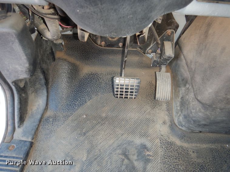 image for item HS9448 2005 International 7400  refuse truck