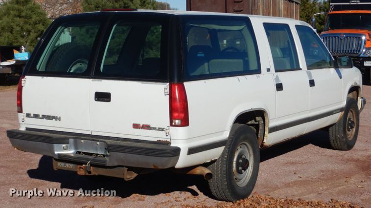 image for item HS9449 1994 GMC Suburban 1500  SUV