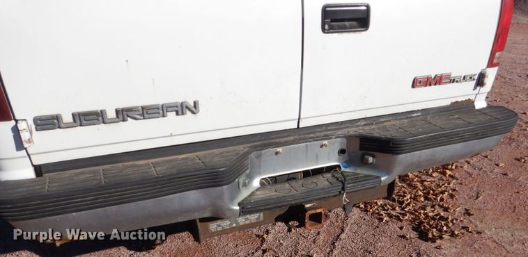 image for item HS9449 1994 GMC Suburban 1500  SUV